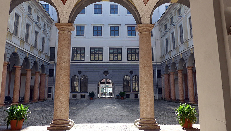 Bild: Stadtresidenz Landshut, Innenhof